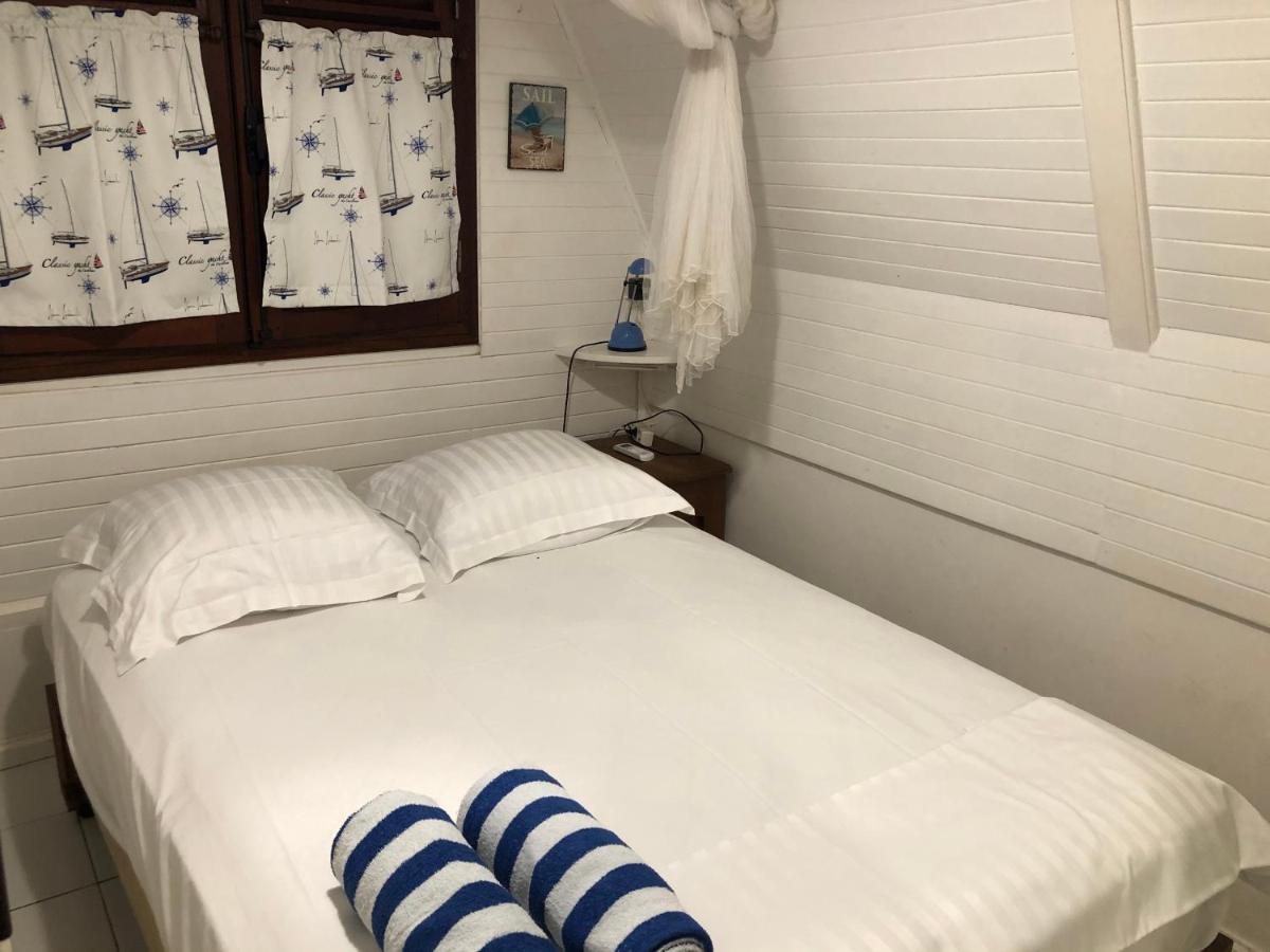 Les Bungalows De La Plage La Trinite Bagian luar foto